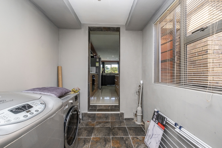 2 Bedroom Property for Sale in Vredekloof Western Cape